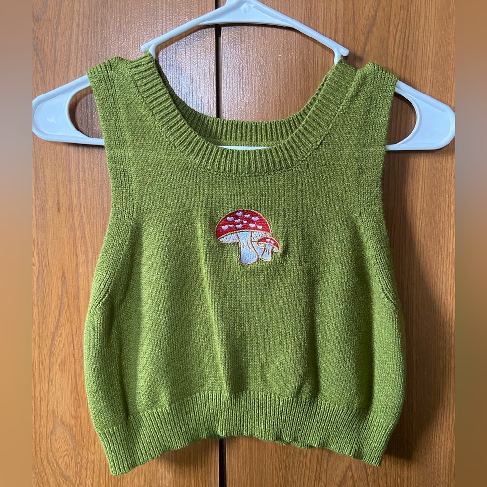 Green mushroom sweater